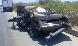 Kamyonun çarptığı Fiat Tofaş hurdaya döndü!