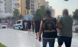 Antalya'da fuhuş operasyonu: 5 kişi yakalandı, 14 kadın kurtarıldı