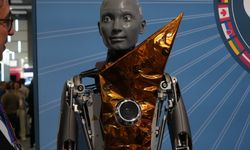 Uzay Kongresi'nde girişimler dünya devleriyle buluştu, robot AMECA ilk kez ziyaretçilerin karşısına çıktı