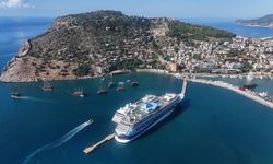 Alanya'ya İngiliz ve ABD'li turist akını