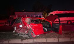 Antalya'da alkollü sürücü ortalığı savaş alanına çevirdi!