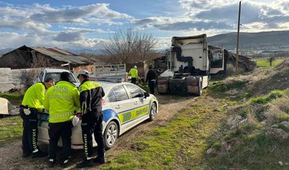 Alkollü ve ehliyetsiz direksiyon başına geçti, bedeli ağır oldu!