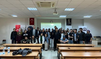 Fiziksel engelli bireyler Aspendos Antik Tiyatrosu'nu VR gözlükleri ile sanal ortamda gezdi