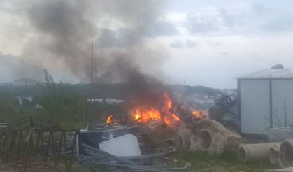 İnşaat şantiyesinde konteyner yangını!