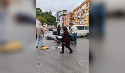 Manavgat'ta kamyonetle çarpışan motosikletin sürücüsü yaralandı