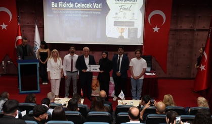 ALKÜ'de geleceğin girişimcileri ödüllerini aldı