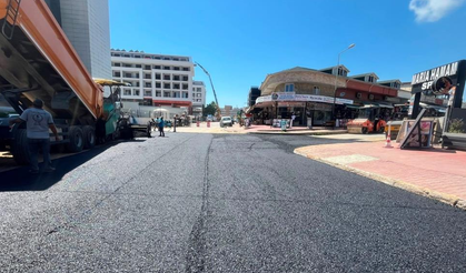 Alanya Belediyesi’nden sıcak asfalt çalışması