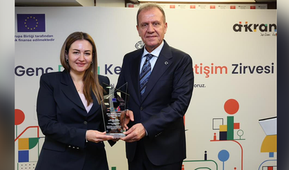 Antalya Büyükşehir'in gençlik odaklı çalışmalarına ödül