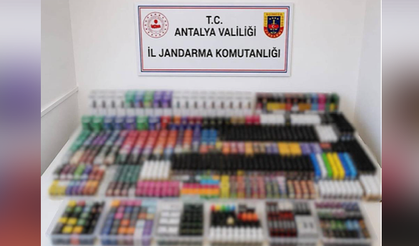 Antalya'da kaçak elektronik sigara operasyonu