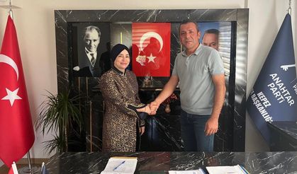 Anahtar Parti Kepez’de Zehra Söylemez’i kadrosuna kattı