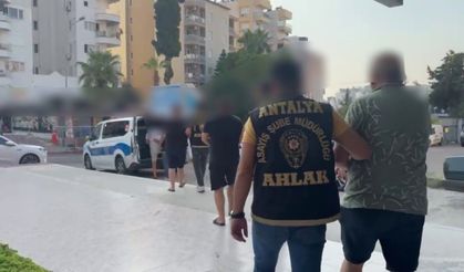 Antalya'da fuhuş operasyonu: 5 kişi yakalandı, 14 kadın kurtarıldı