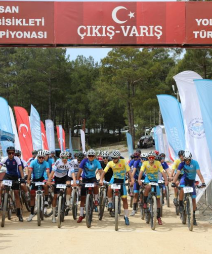 Alanya’da ÜNİLİG bisiklet şampiyonası sona erdi