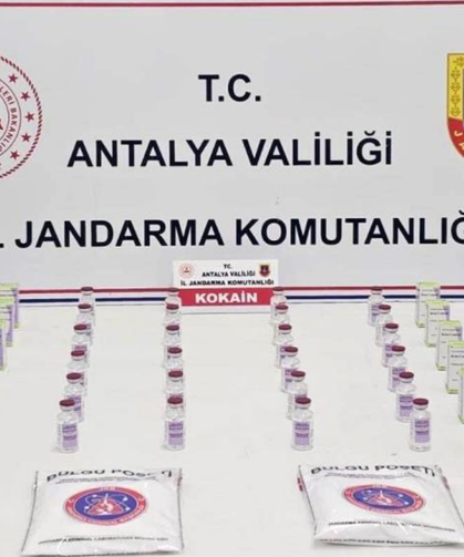 Antalya’da zehir tacirlerine darbe: Yüklü madde ele geçirildi!