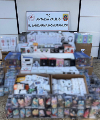 Antalya’da milyonluk kaçak operasyon!