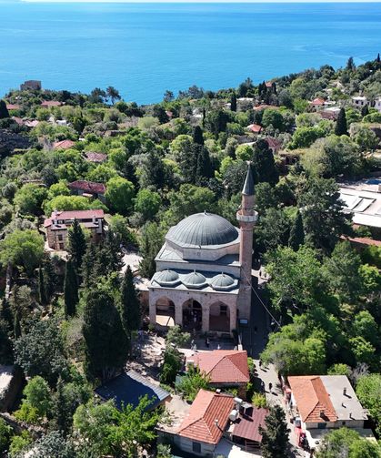 Alanya Kalesi'ndeki 800 yıllık miras turist akınına uğruyor
