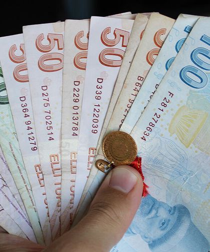 Emeklilerin bayram ikramiyelerinin hesaplara yatacağı tarih belli oldu
