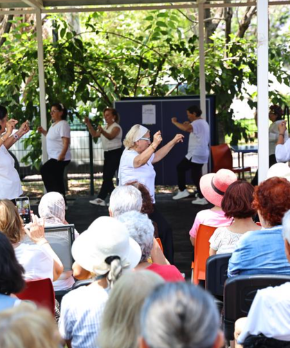 Aktif Yaşlı Merkezi'nde veda programı