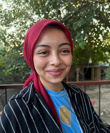 Ailesine mektup bırakan 16 yaşındaki Hacer sırra kadem bastı!