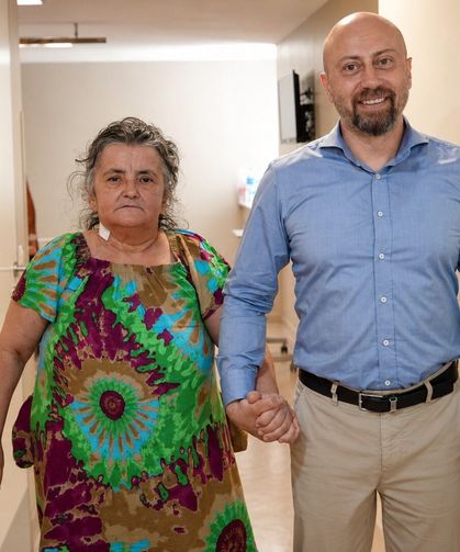 Sıkışmış göbek fıtığı hayatını tehdit etti!