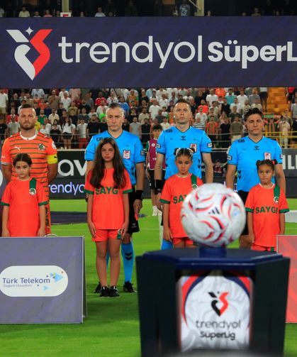 Alanyaspor-Beşiktaş maçının tartışmalı pozisyonları için suç duyurusu