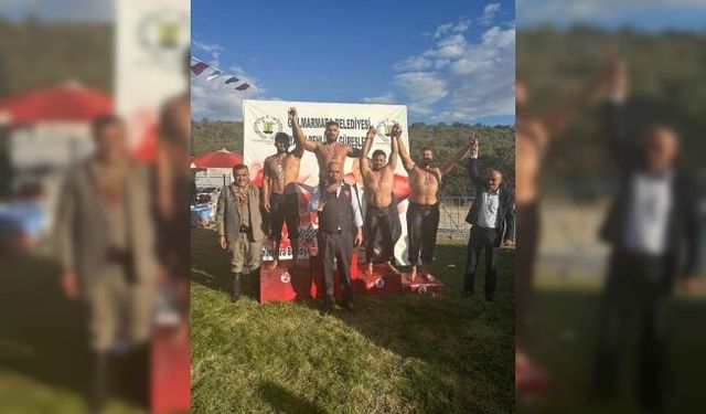 Kemer Belediyesi güreşçisinden kürsü başarısı