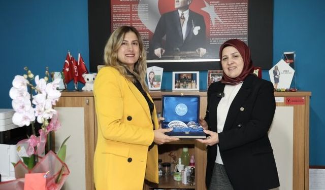 “Eğitimin Nobel’i”nde Türkiye’yi gururlandıran Aysel Şener’e anlamlı ziyaret