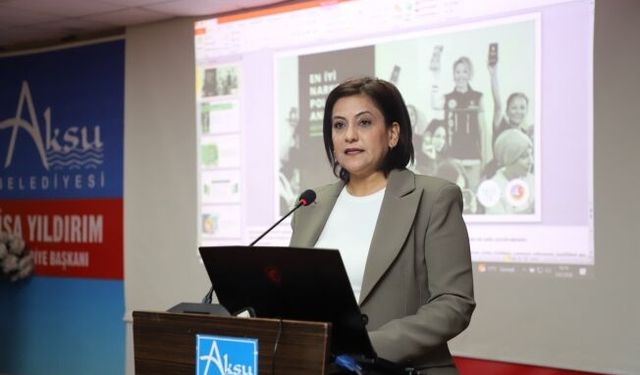 Aksu Belediyesi ev sahipliğinde bağımlılıkla mücadele eğitimi