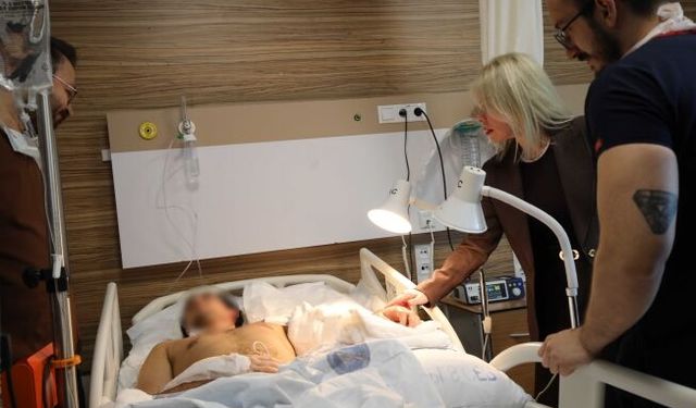 Kolu ve bacağı kopan hastalar 10 saatte aynı anda ameliyat edildi