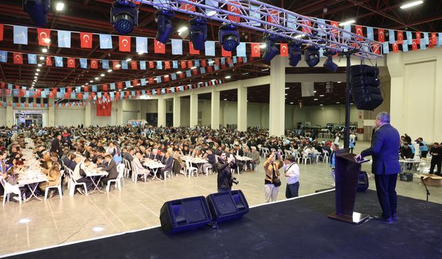 Aksu’da binlerce kişi iftar sofrasında buluştu