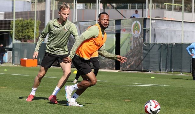 Corendon Alanyaspor, Göztepe maçı hazırlıklarını tamamladı