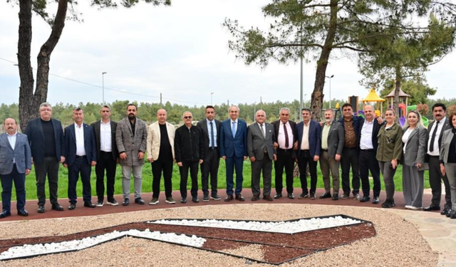 Kocagöz ile ortak akılla yönetilen Kepez’de hizmet turu