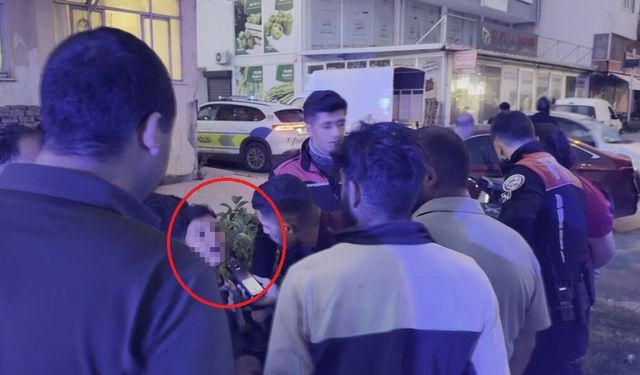 Kazada hafif yaralanan küçük kardeşleri kimse ikna edemedi!