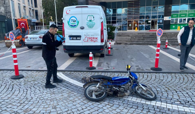 Pompalı tüfekle belediyeye kurşun yağdırdı!