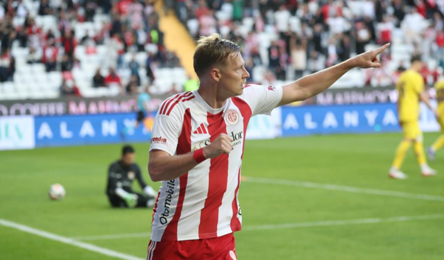 Trendyol Süper Lig: Antalyaspor: 3 - Eyüpspor: 0 (Maç sonucu)