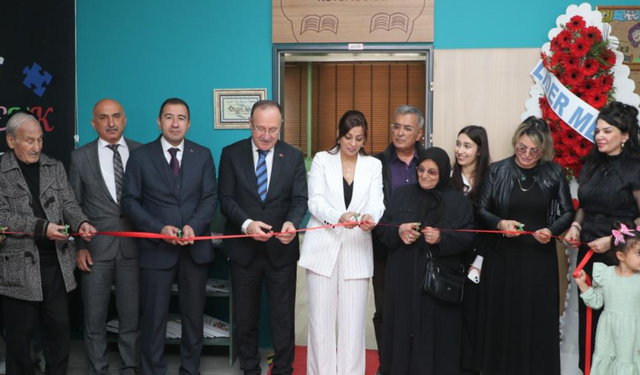 Suzan Teyze'nin adı Dede Korkut'ta kütüphaneye verildi