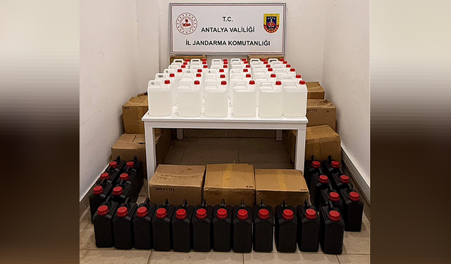 Antalya'da yüzlerce litre etil alkol ele geçirildi!