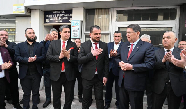 Başkan Dere, oda ziyaretlerine Korkuteli ve Elmalı'da devam etti