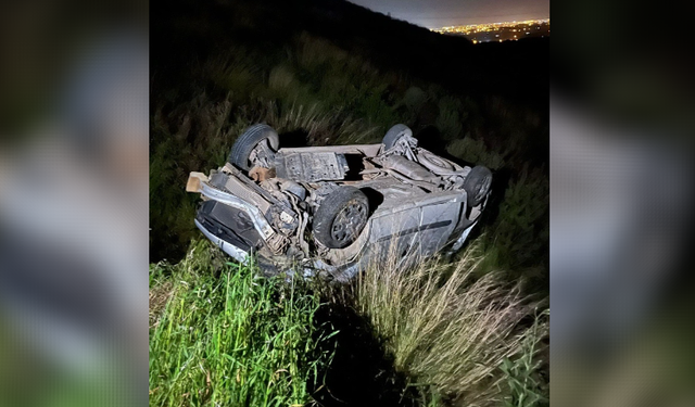 Antik kent girişinde kaza: Araç şarampole yuvarlandı!