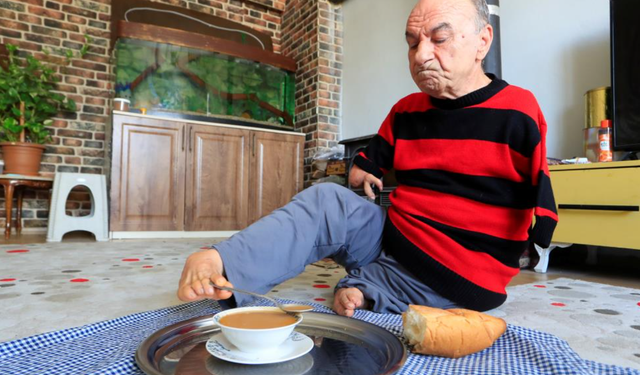 Onu görenler azmine hayran kalıyor!