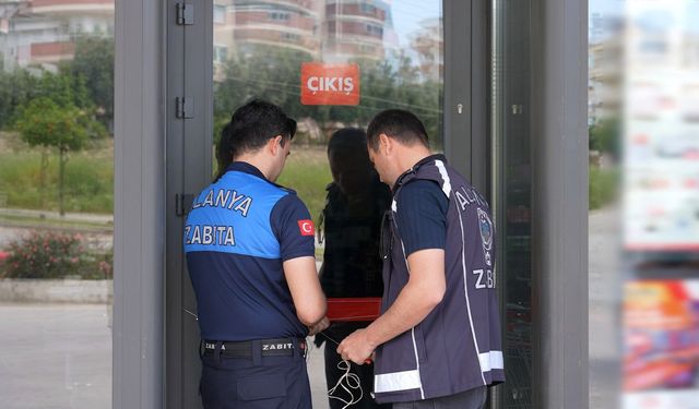 Alanya’da tarihi geçmiş ürün skandalı!