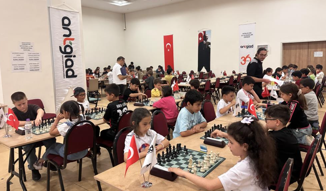 ANTGİAD 2. Ödüllü Satranç Turnuvası büyük heyecana sahne oldu