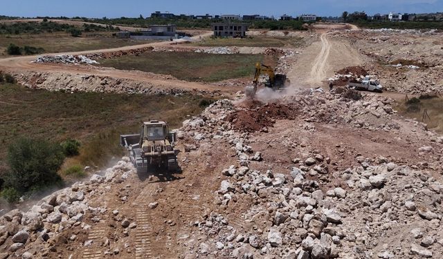 Aksu’da yeni imar yolu çalışmaları devam ediyor
