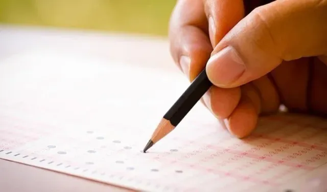 Bursluluk sınavında 70 bin öğrenci başarı elde etti