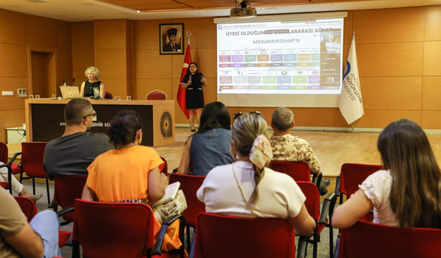 Antalya Büyükşehir Belediyesi'nin çevre vizyonu anlatıldı