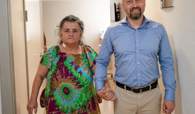 Sıkışmış göbek fıtığı hayatını tehdit etti!