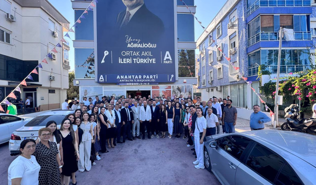 Anahtar Parti'de Antalya buluşması!