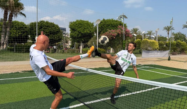 Alanya’da geleneksel futnet ayak tenisi turnuvası başlıyor