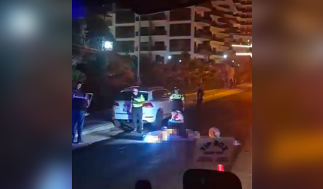Park halindeki araca çarpan motosikletli yaşamını yitirdi!