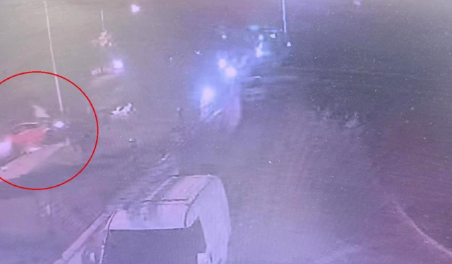 Manavgat'ta önce kamyona ardından site duvarına çarptı!