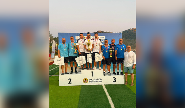 Alanya Futnet'te zirveyi bırakmadı!